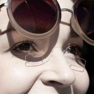 Reading Glass