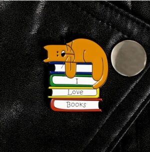 I Love Books Pin