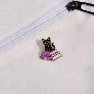Magician Kitty Pin