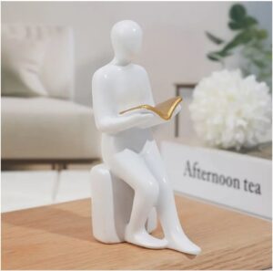 Reading Lover Resin Statue