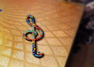 Wooden Music Note Shape Bookmark! - Image 3