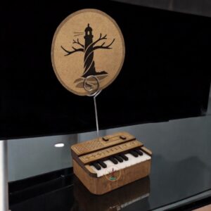 Piano Note/Photo Stand