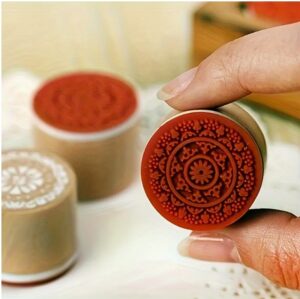 Oriental Pattern Round Wood Rubber Seal